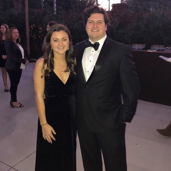 Meet your Posher, Leanna - Picture 1 of 1